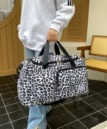 Oxford Cloth Animal Print Travel Bag