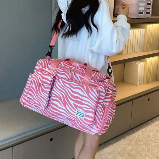 Oxford Cloth Animal Print Travel Bag - Image 9