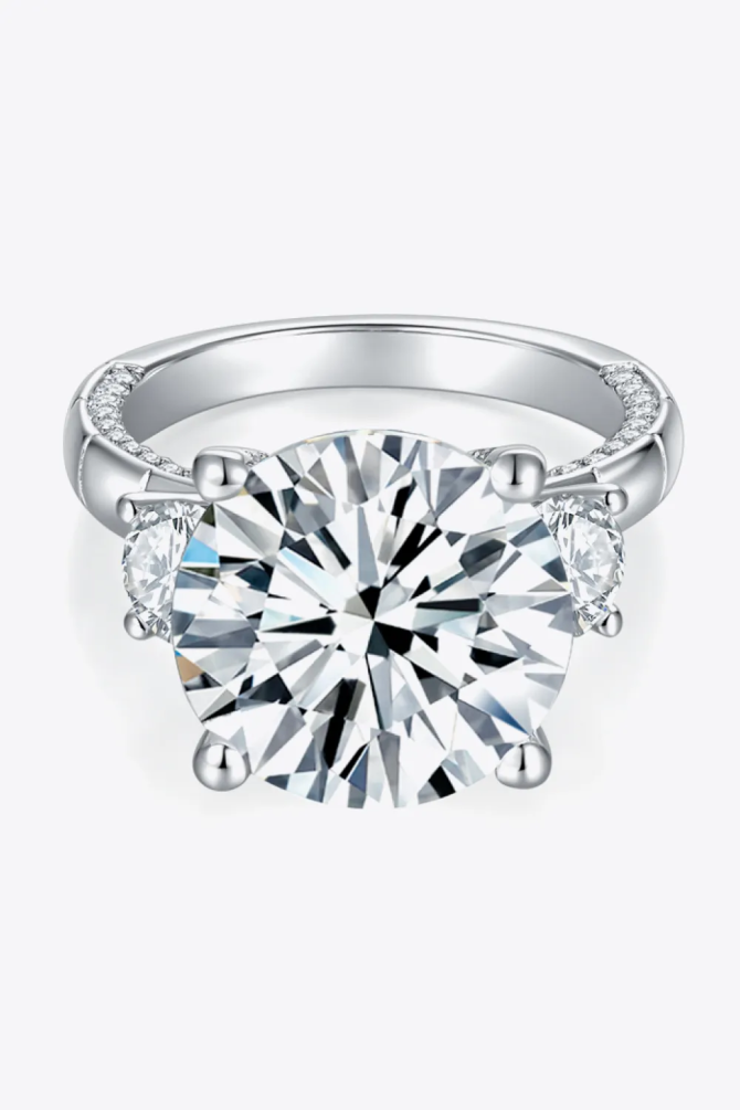 8.6 Carat Moissanite Platinum-Plated Ring - Image 5