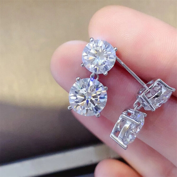 10 Carat Moissanite 925 Sterling Silver Earrings - Image 7