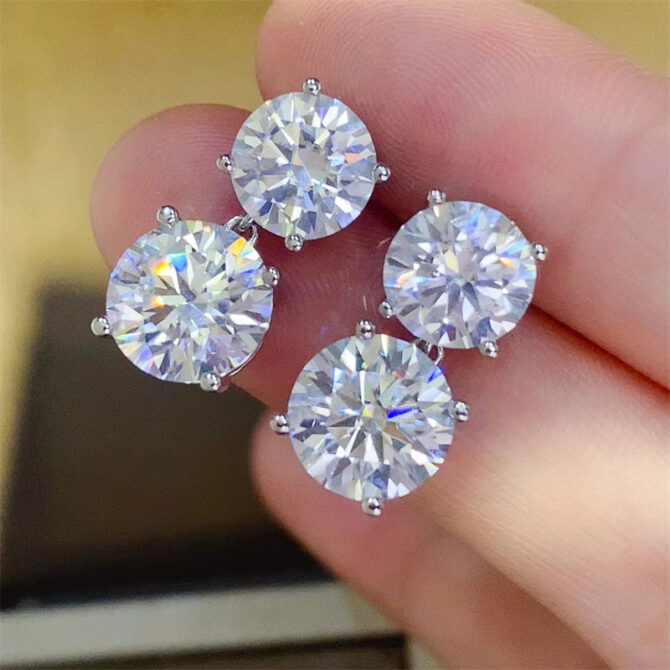 10 Carat Moissanite 925 Sterling Silver Earrings - Image 3