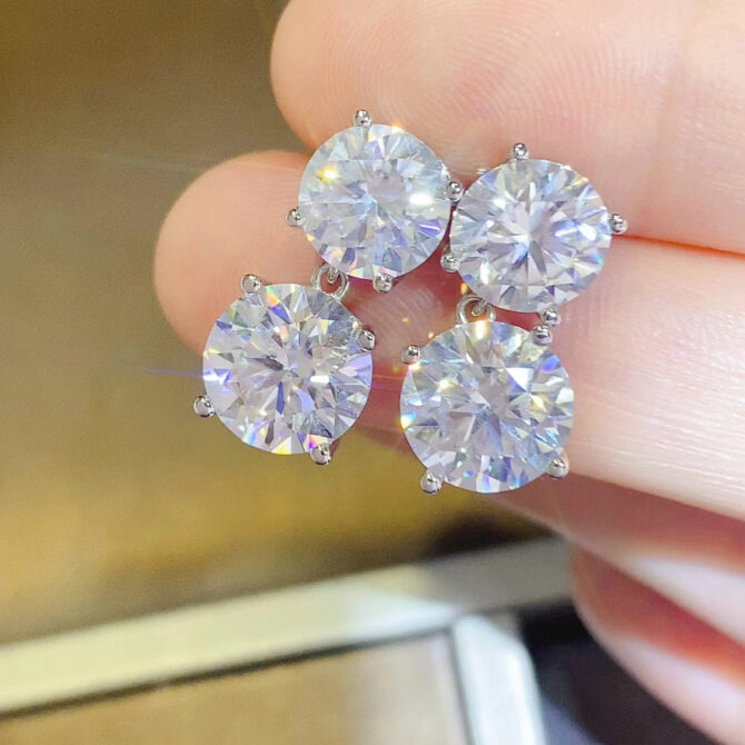 10 Carat Moissanite 925 Sterling Silver Earrings - Image 4