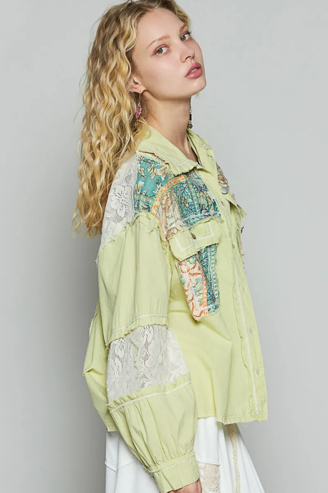 POL Printed Woven Mix Raw Hem Jacket with Lace Detail - Image 2