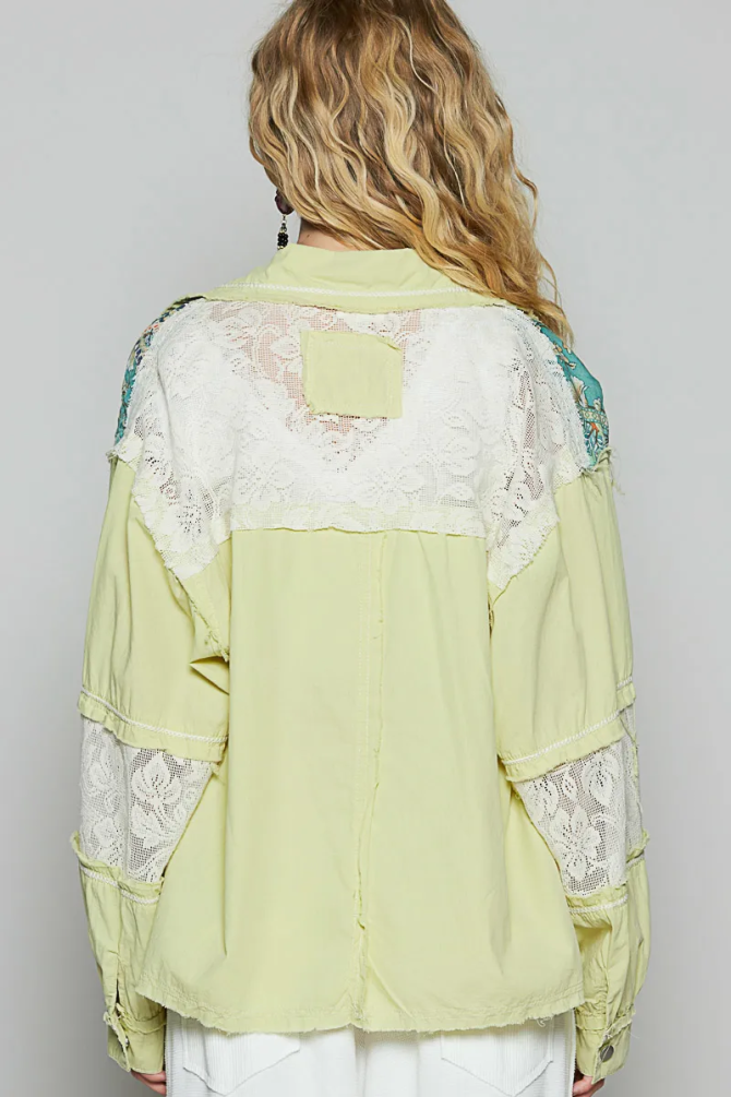 POL Printed Woven Mix Raw Hem Jacket with Lace Detail - Image 3
